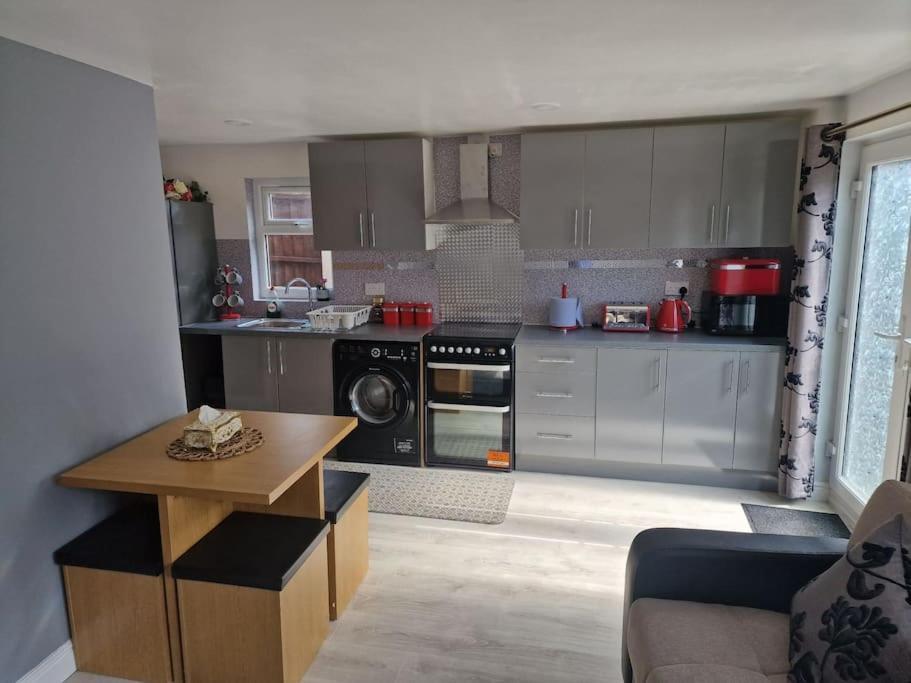 Perfect For Exploring Birmingham Apartment Ngoại thất bức ảnh