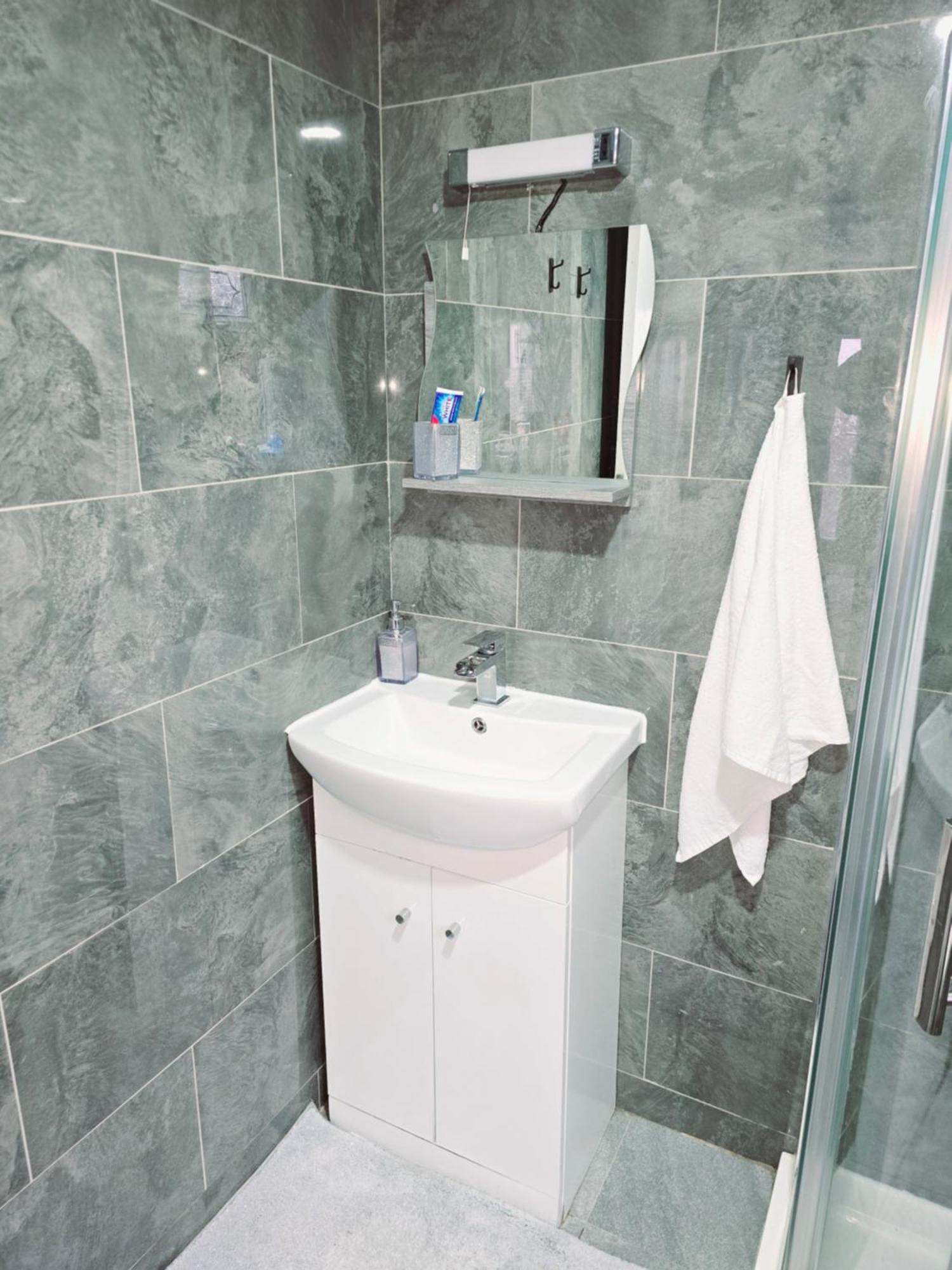 Perfect For Exploring Birmingham Apartment Phòng bức ảnh